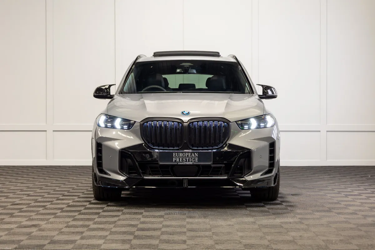 262 BMW X5 X-Drive 50e M-Sport Pro - Image 2
