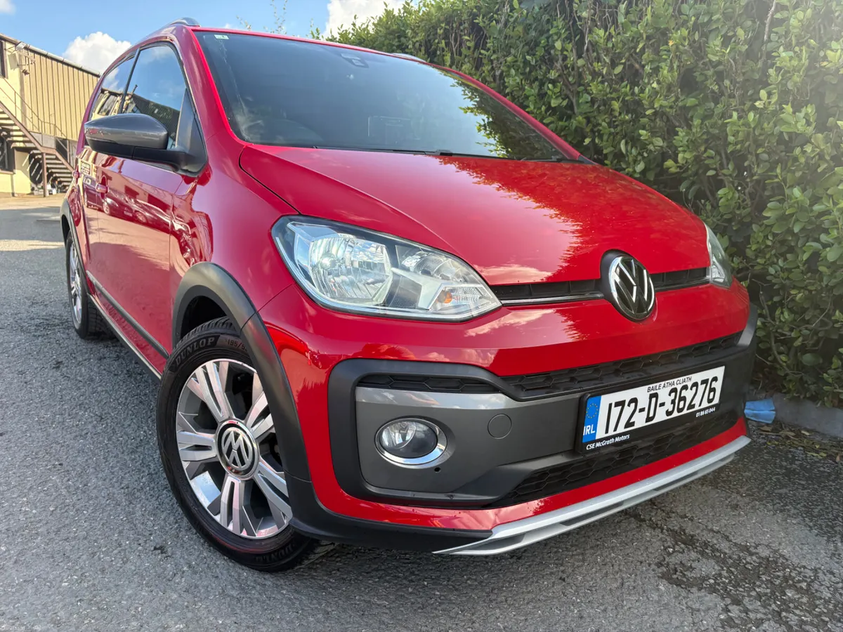2017 Volkswagen Cross Up! 1.0 AUTO HIGHLINE - Image 4