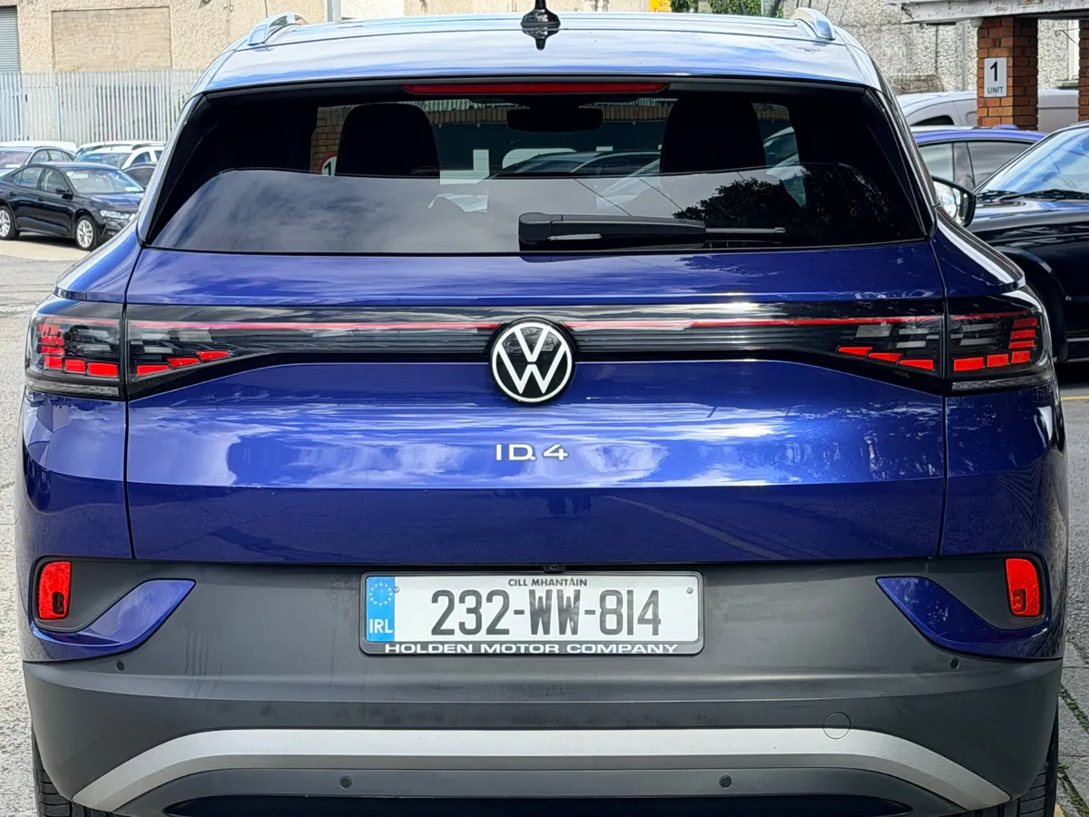 2023 Volkswagen ID.4..52 KWH BATTERY..PAN ROOF - Image 5