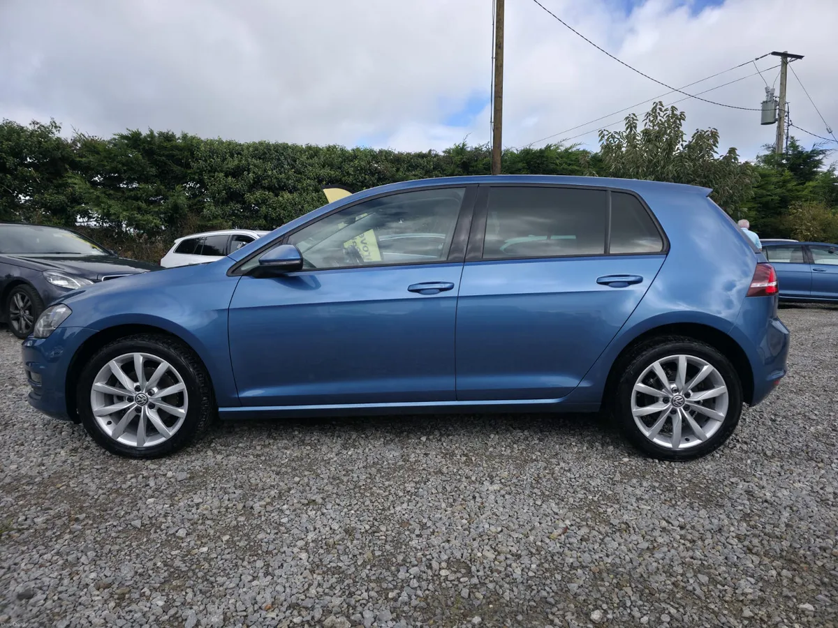 2017 Volkswagen Golf 1.2 Automatic - Image 2