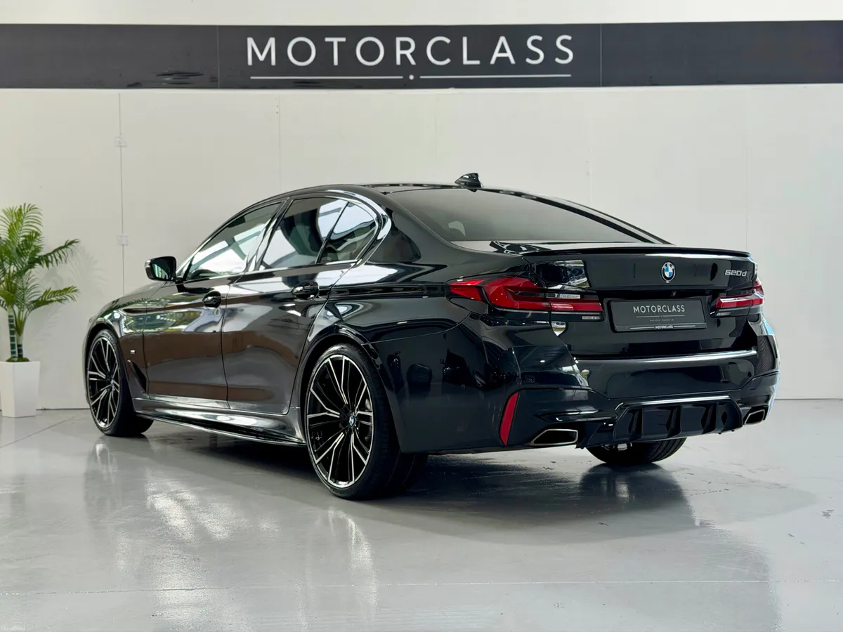 2021 BMW 5 Series 520D M Sport Full Service Histor - Image 6