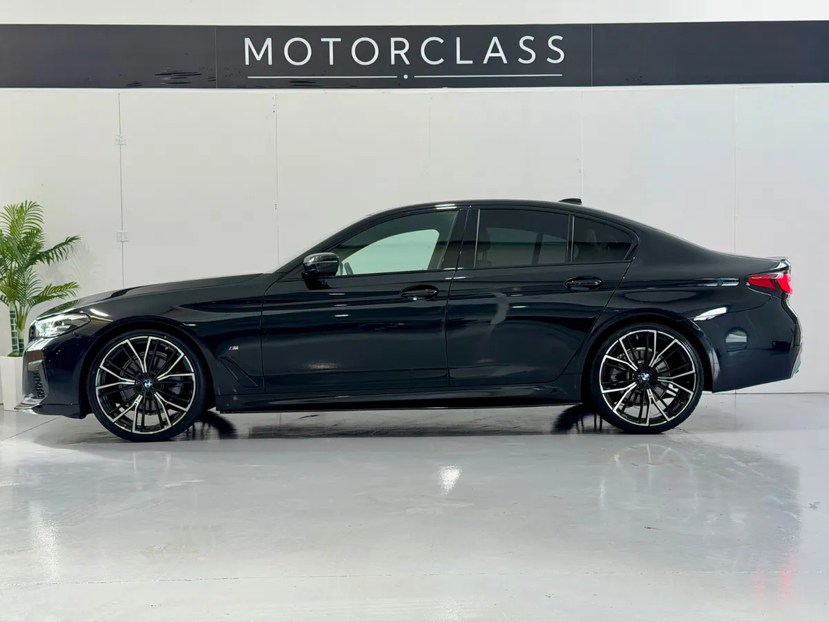 2021 BMW 5 Series 520D M Sport Full Service Histor - Image 4