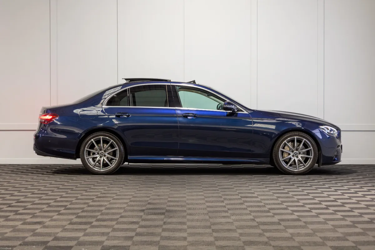 222 Mercedes-Benz E-Class E220d Avantgarde - Image 6
