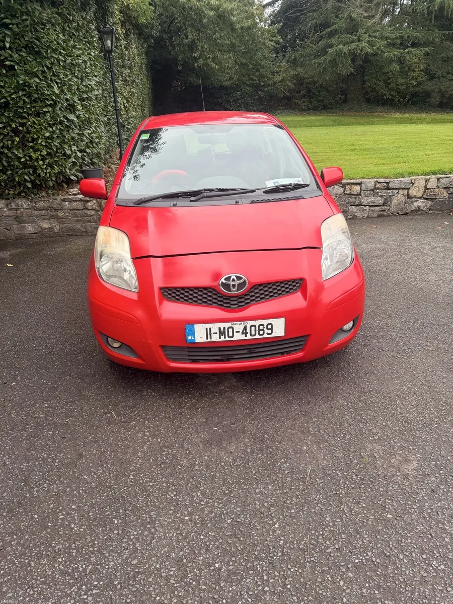 Toyota yaris 2011 - Image 3