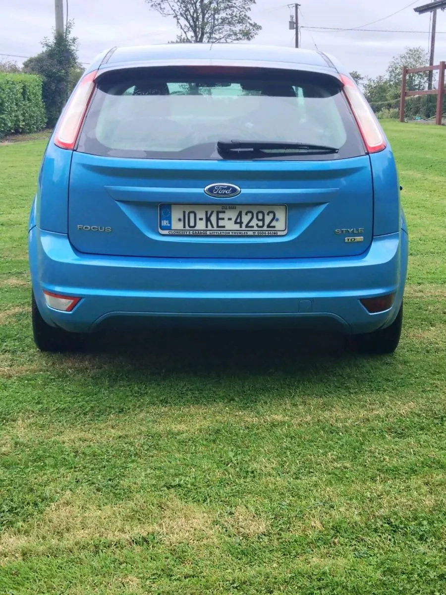 Ford Focus - Image 6