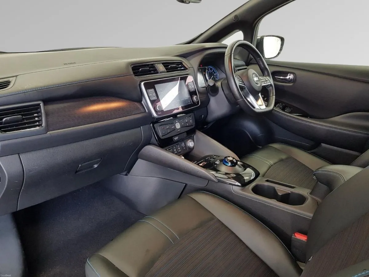 Nissan Leaf Leaf SV 40 kWh - Image 3