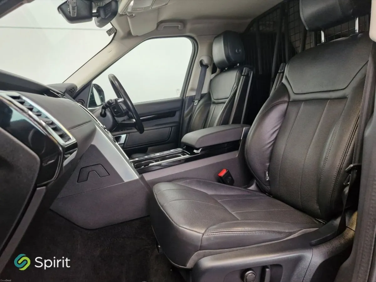 Land Rover Discovery SDV6 HSECOMMERCIAL NO VAT ** - Image 3