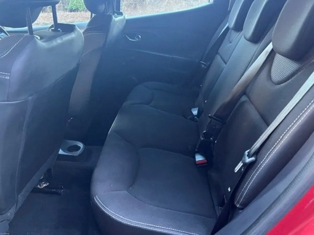 Renault Clio 2015 - Image 6