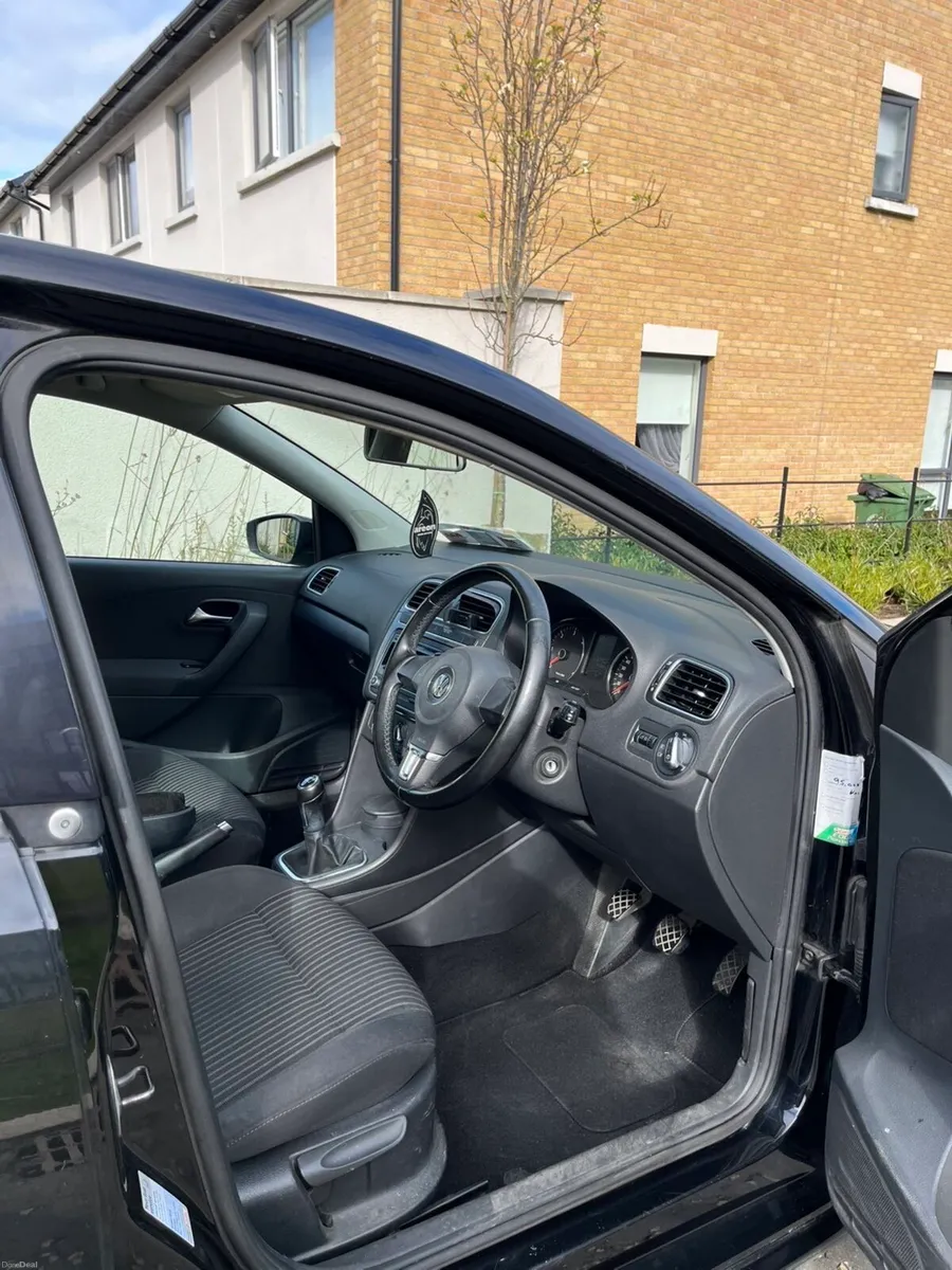 Volkswagen Polo - Image 4