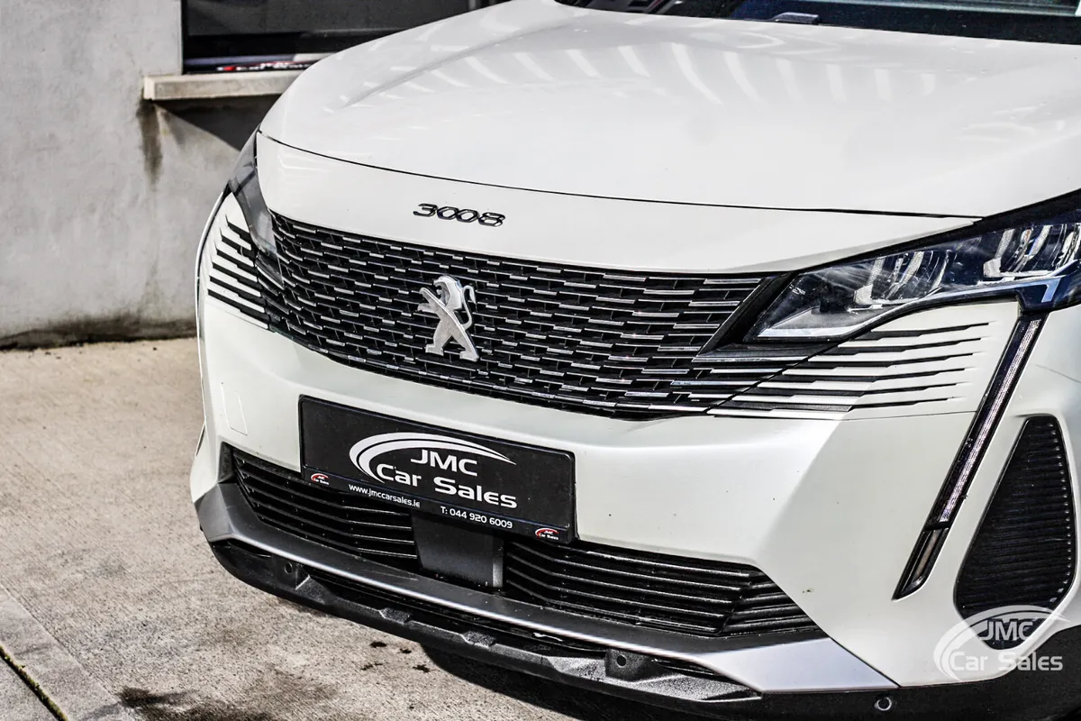 2021 PEUGEOT 5008 ALLURE - Image 2