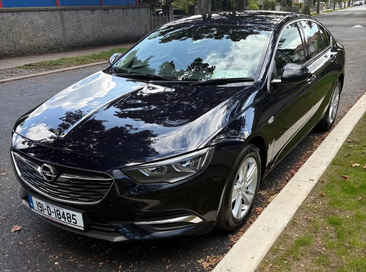Opel Insignia Grand Sport SE 1.6 CDTi 5dr - Image 1
