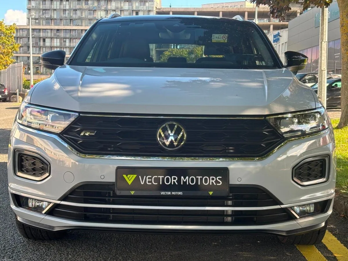 Volkswagen T-Roc R-LINE TDI AUTO 12 MONTH WARRANTY - Image 3