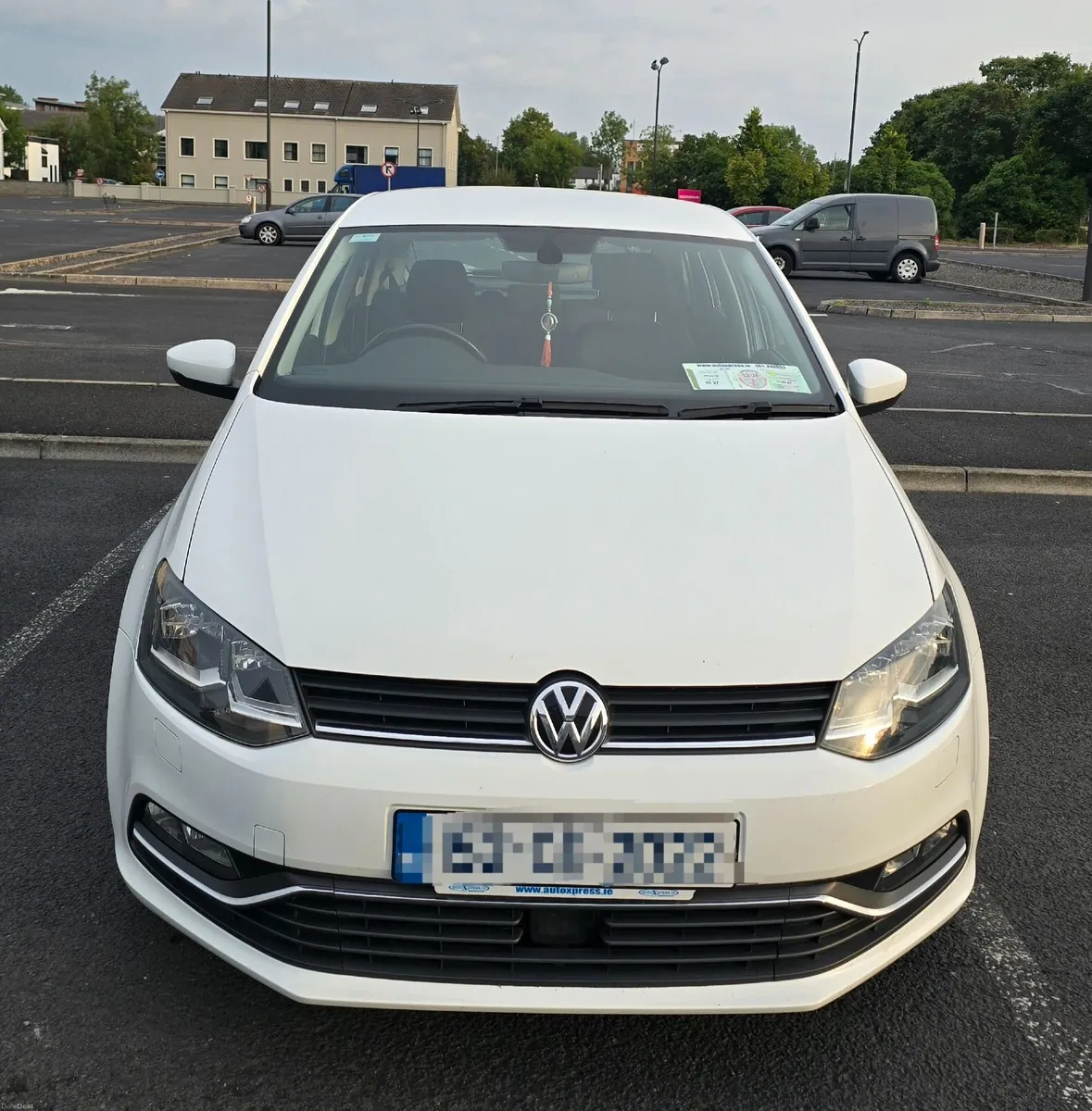 Volkswagen Polo 2015 - Image 4