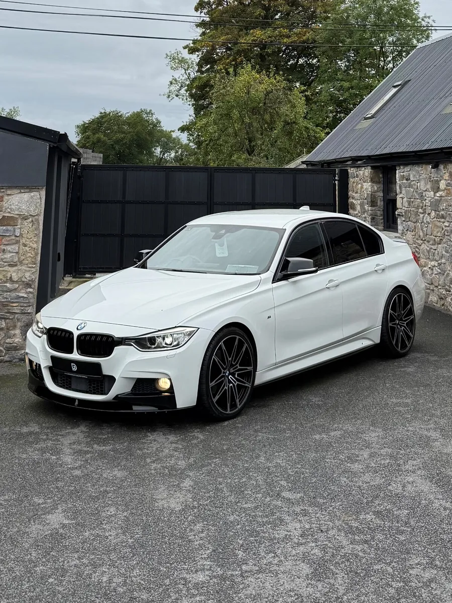 2015 BMW 320D M SPORT AUTO - Image 3