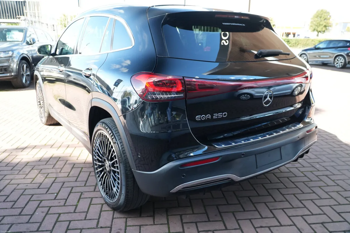 2021 MERCEDES BENZ EQA - Image 6