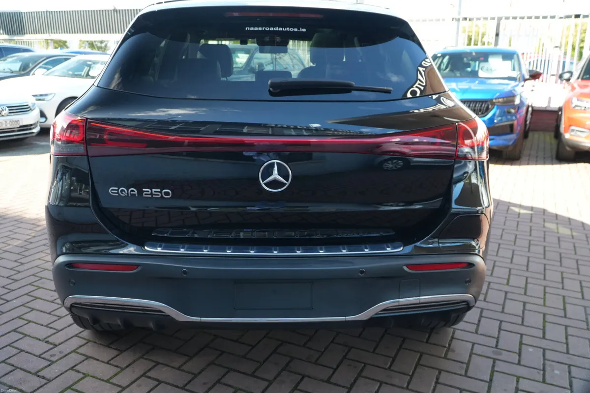 2021 MERCEDES BENZ EQA - Image 5