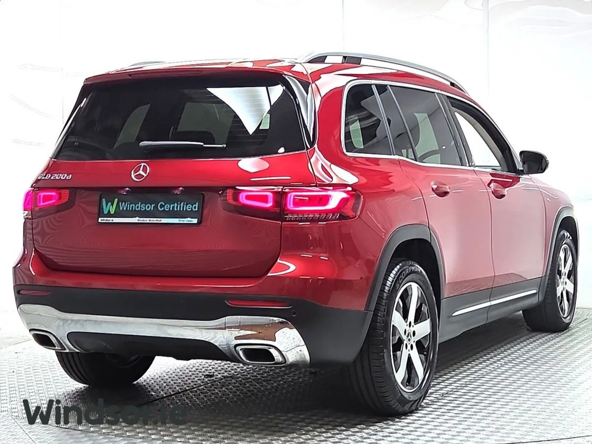 Mercedes-Benz GLB 200D Progressive Line - Image 2