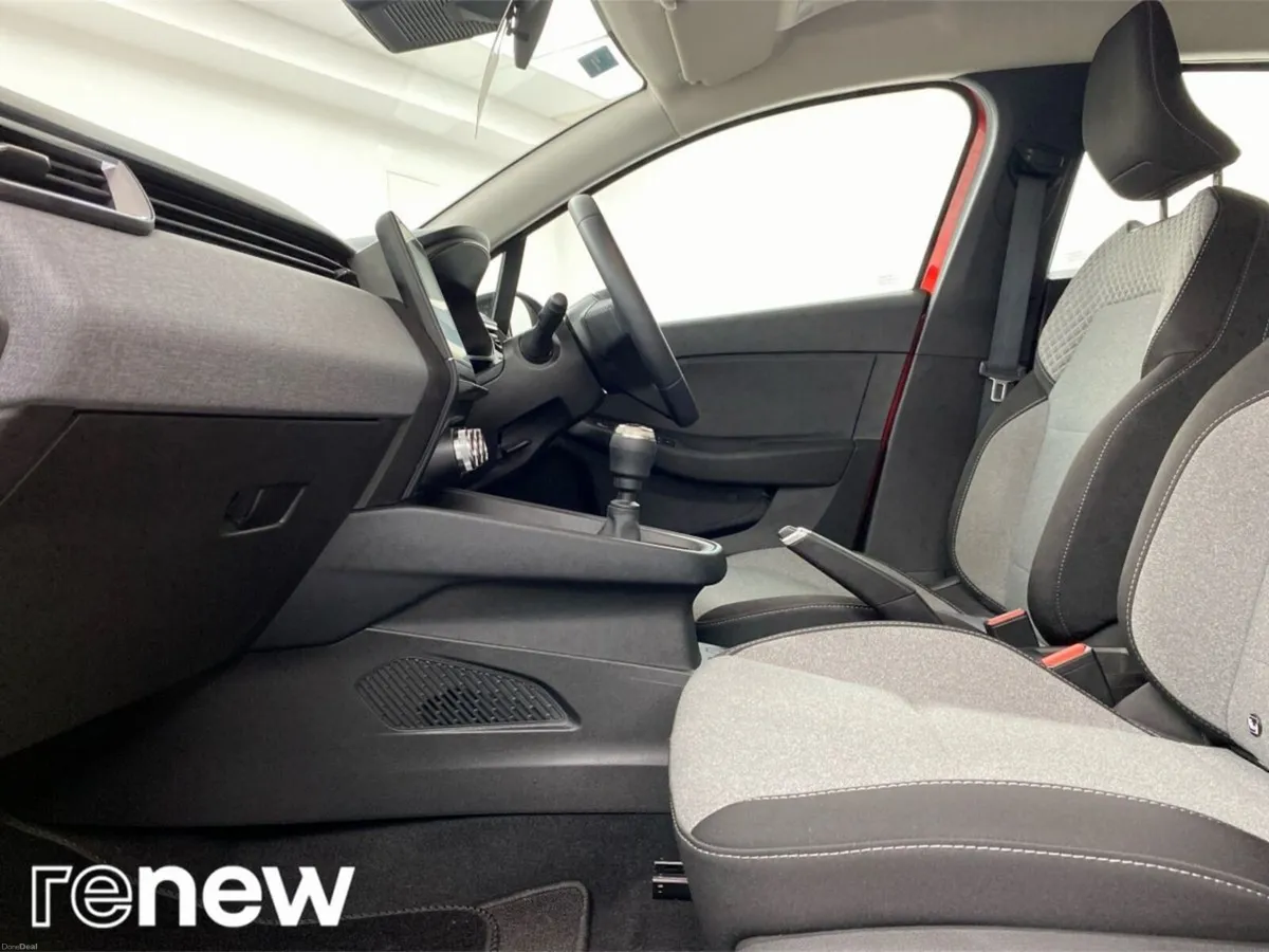 Renault Clio TCe 90 DFull Evolution - Image 5