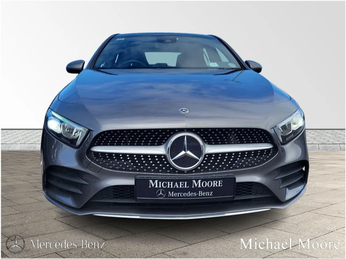 Mercedes-Benz A-Class A180 AMG AUTO *(PANORAMIC SU - Image 6