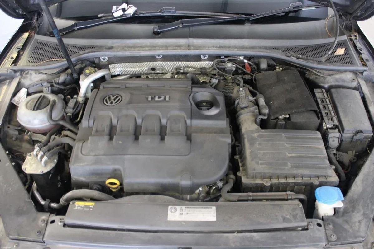 Volkswagen Passat 1.6 TDI 120HP Highline - TENDER - Image 5
