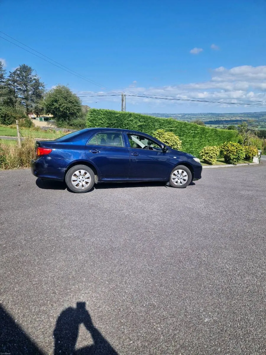 Toyota corolla - Image 1