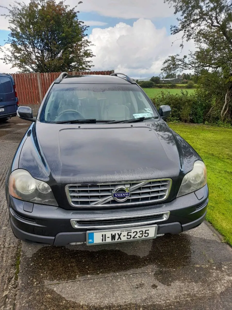 2011 Volvo XC 90 - Image 3