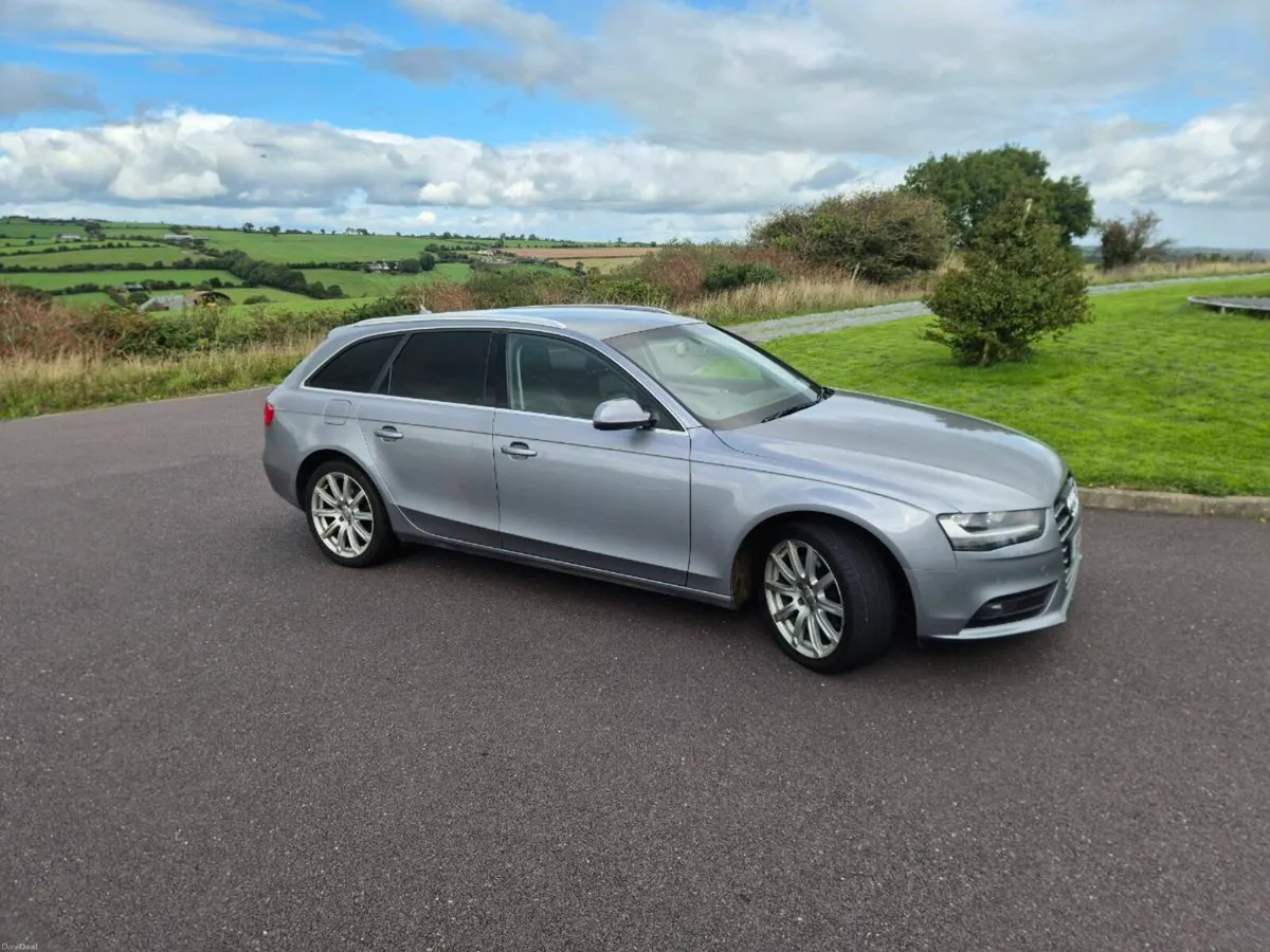 Audi A4 Avant Quattro SE Technik - Image 3
