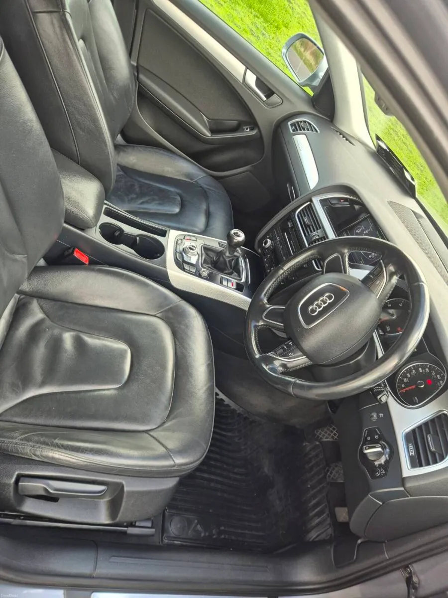 Audi A4 Avant Quattro SE Technik - Image 6
