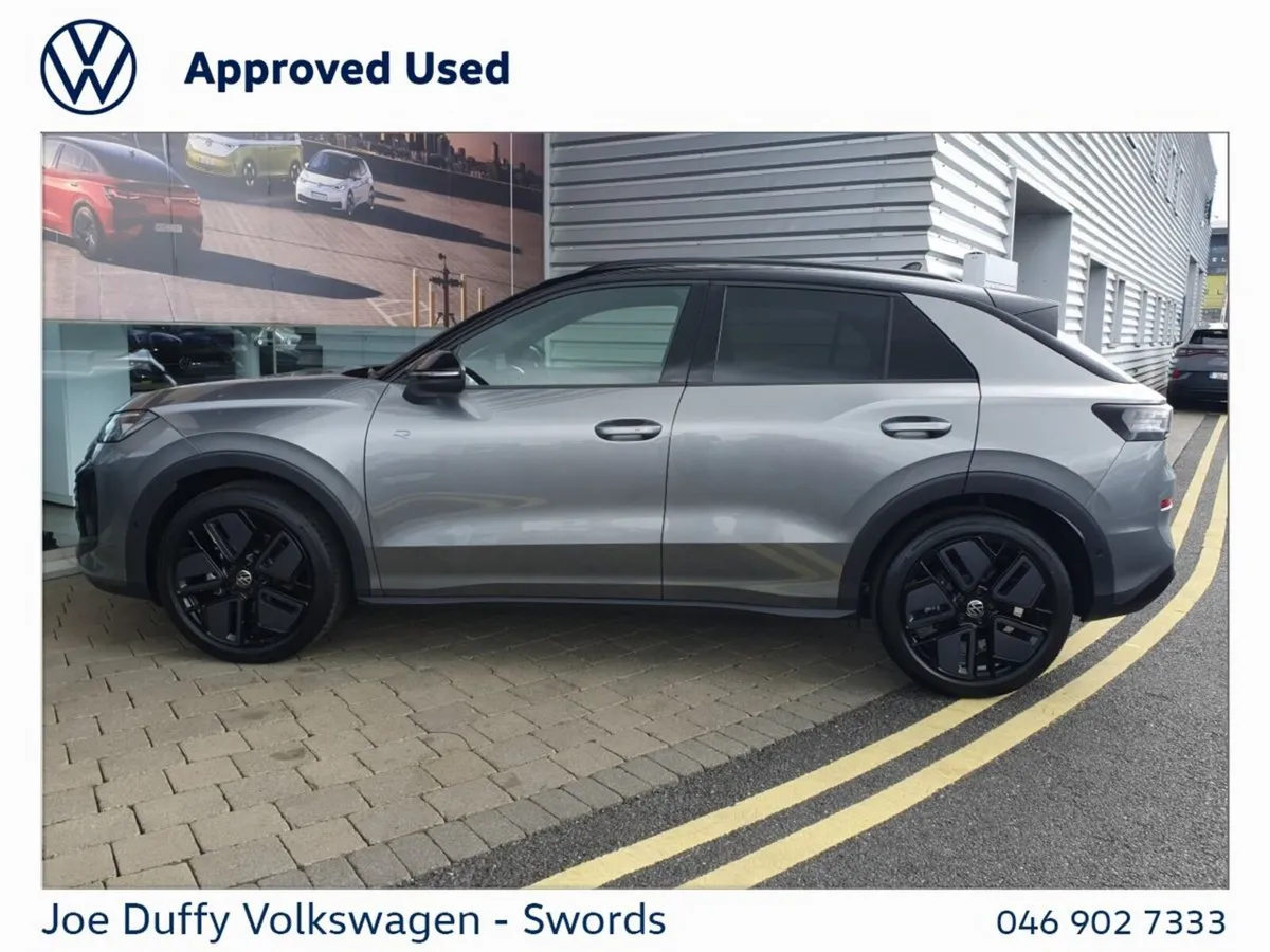 Volkswagen T-Roc R-LINE 1.5TSI 150HP MHEV NEW RRP - Image 6