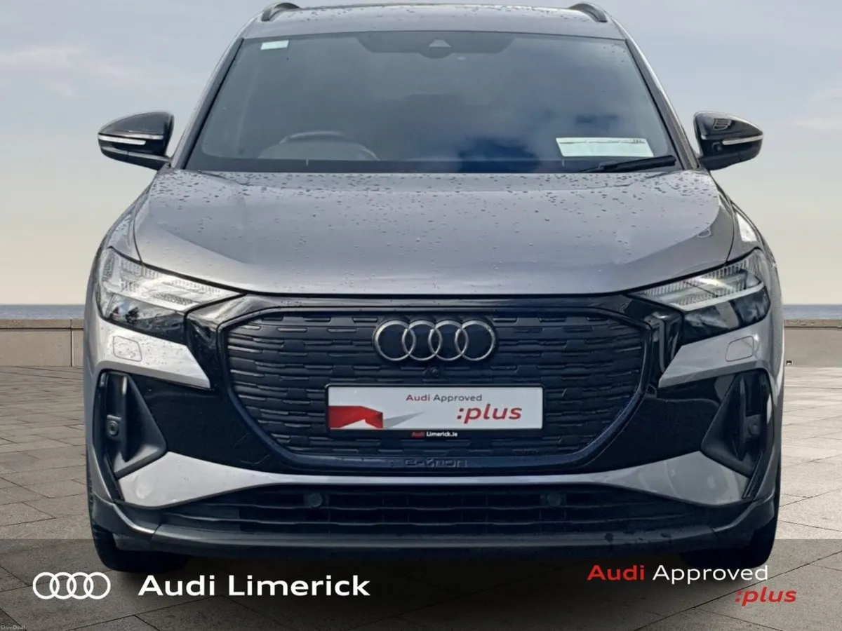 Audi Q4 e-tron 45 S Line Black Edition - Image 2