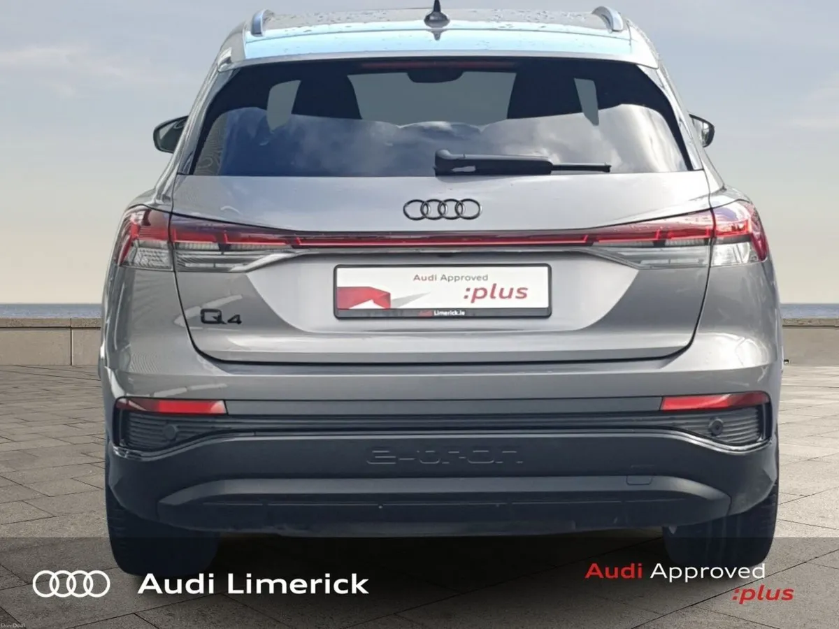 Audi Q4 e-tron 45 S Line Black Edition - Image 6