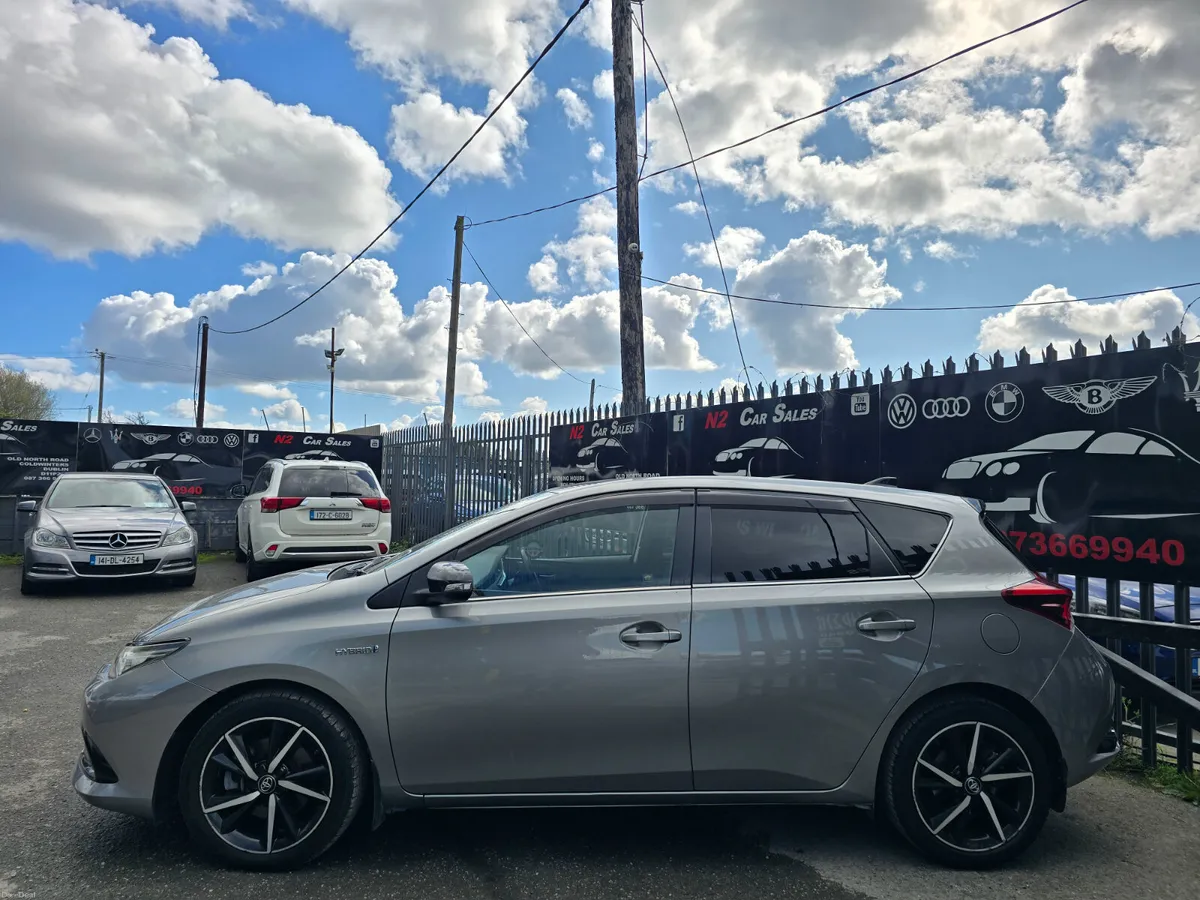 Toyota Auris 2018 - Image 6