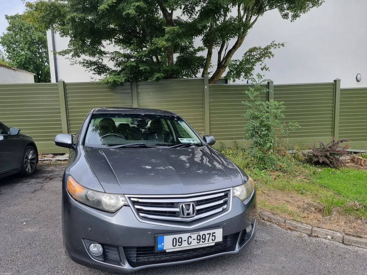 Honda Accord 2009 - Image 3