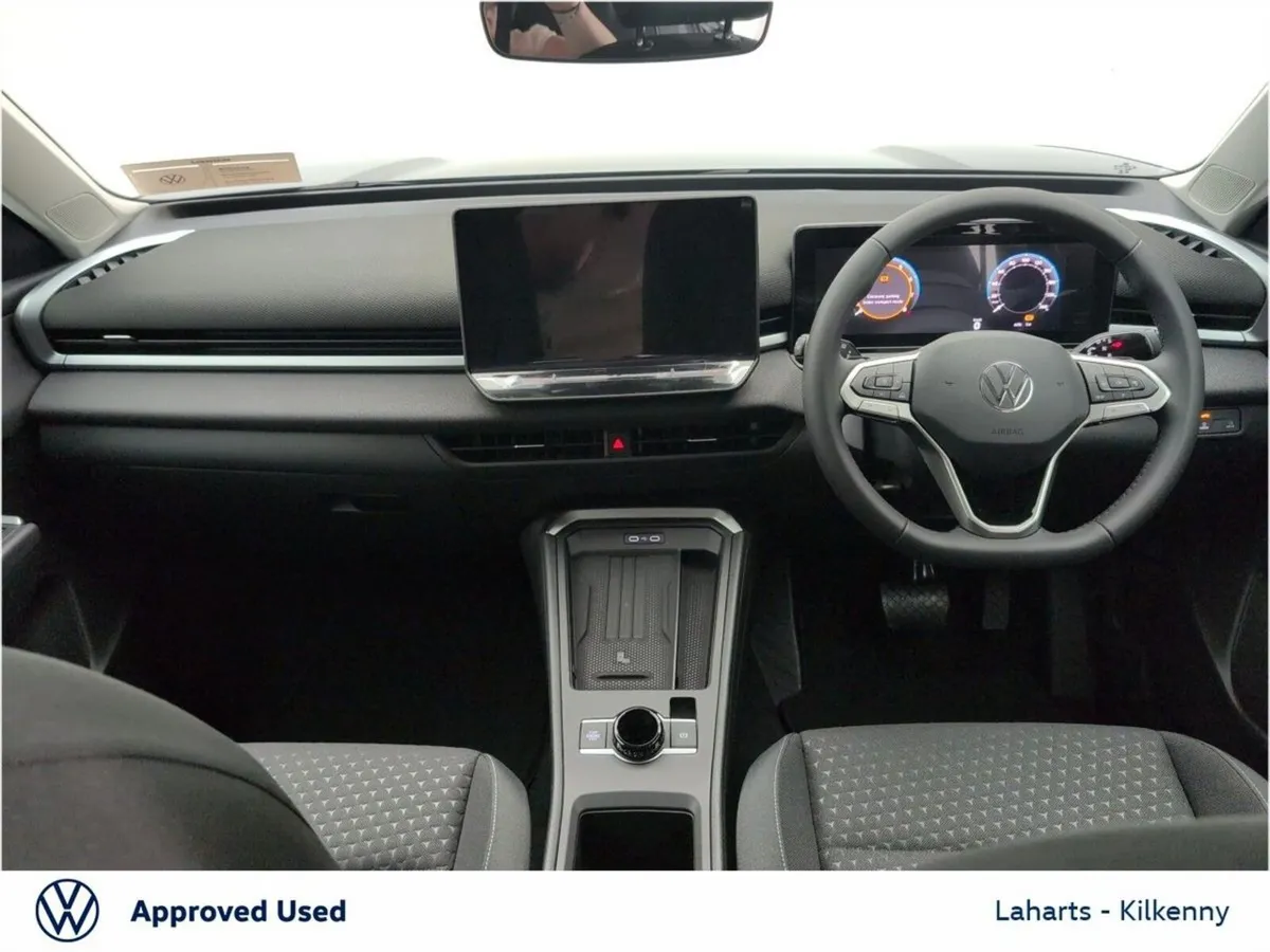 Volkswagen T-Roc LIFE+ 1.5TSI 116HP MHEV *REAR CAM - Image 2
