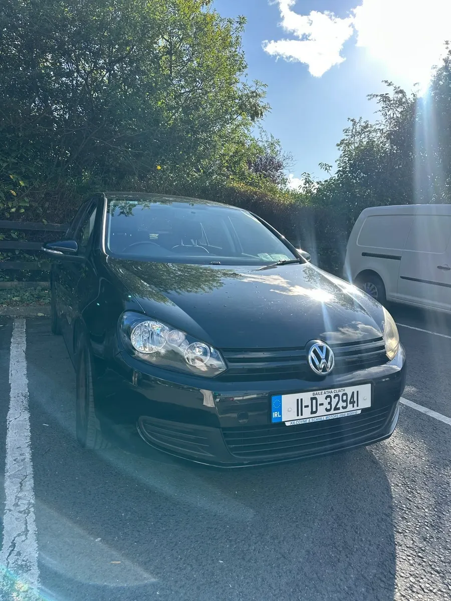 Volkswagen Golf 2011 - Image 1