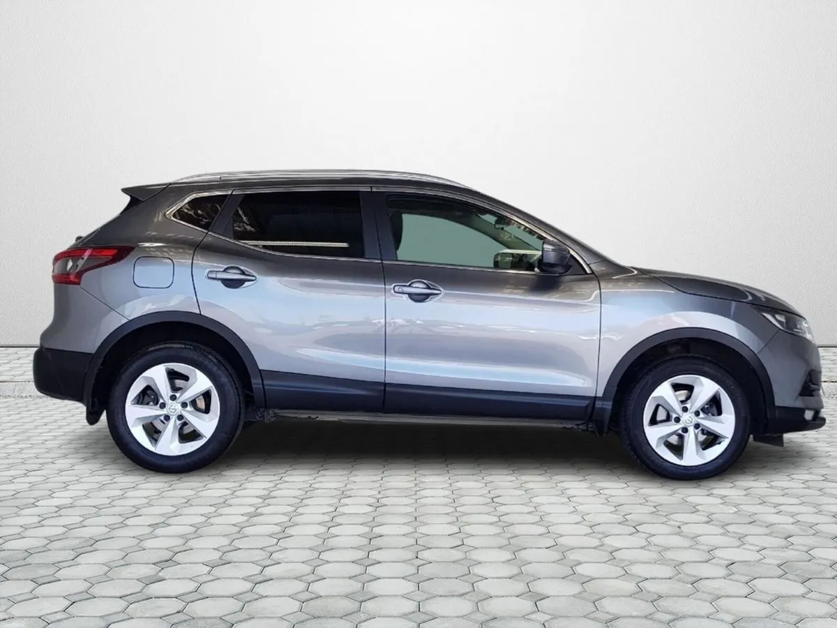 Nissan Qashqai 1.3 PET SV - Image 6