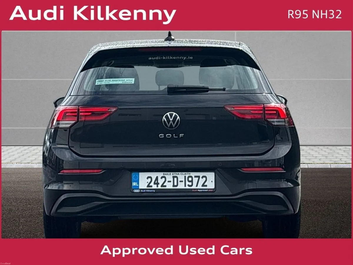 Volkswagen Golf LIFE 1.0 TSI 110 BHP 5DR *1 OWNER - Image 5