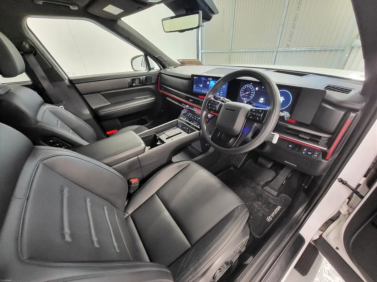 Hyundai Santa Fe 1.6 PHEV 4WD Premium Calligraphy - Image 6
