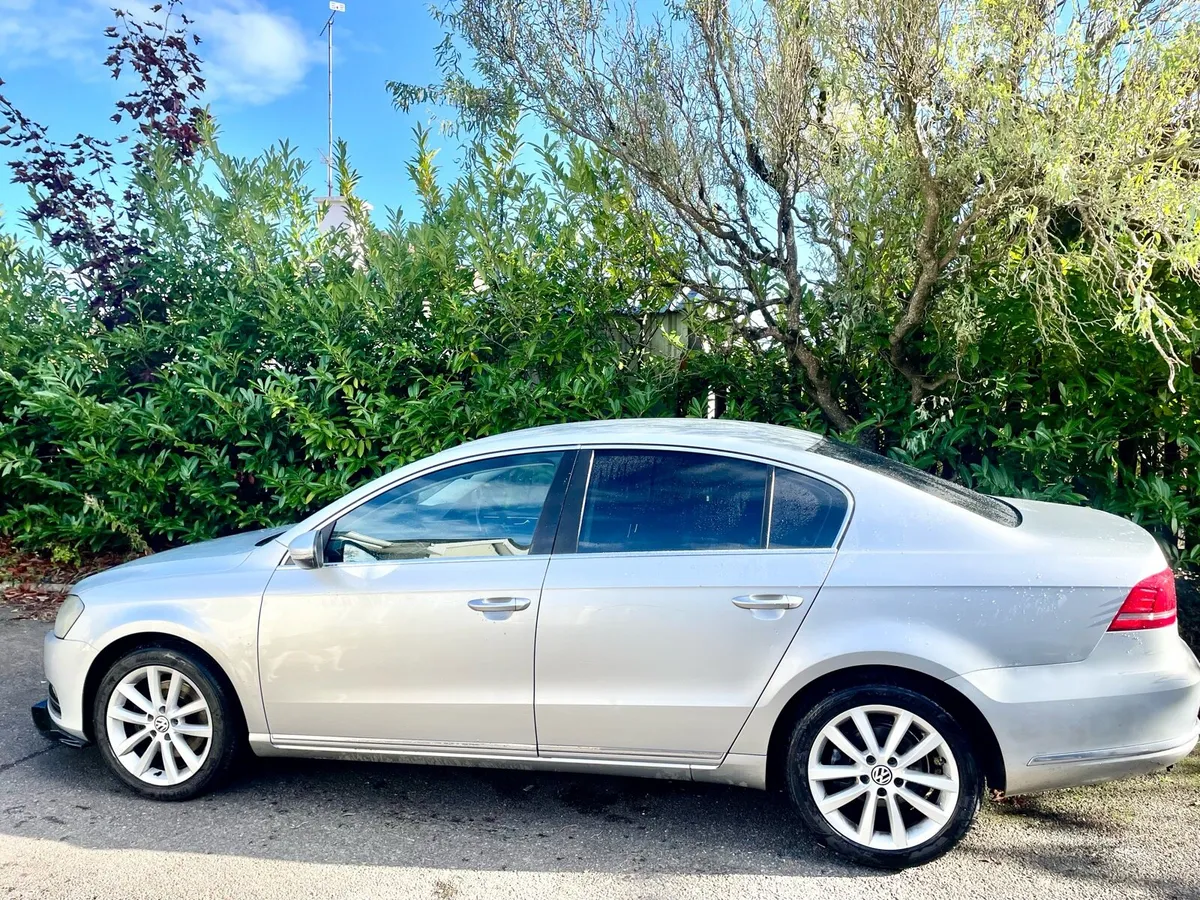 Vw Passat 1.6 Tdi Hi Line “ Driving 110% €2750 - Image 3