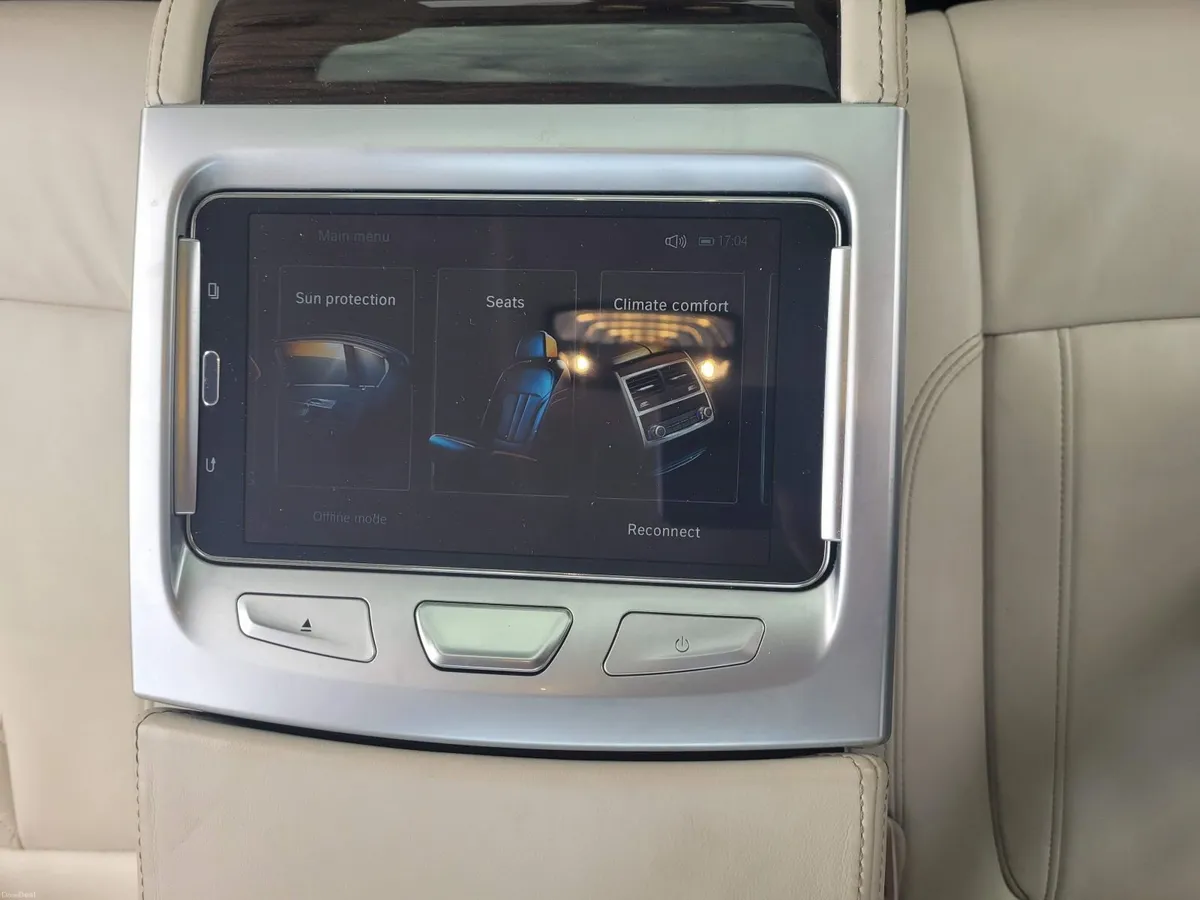 BMW 7-Series 2017 - Image 5