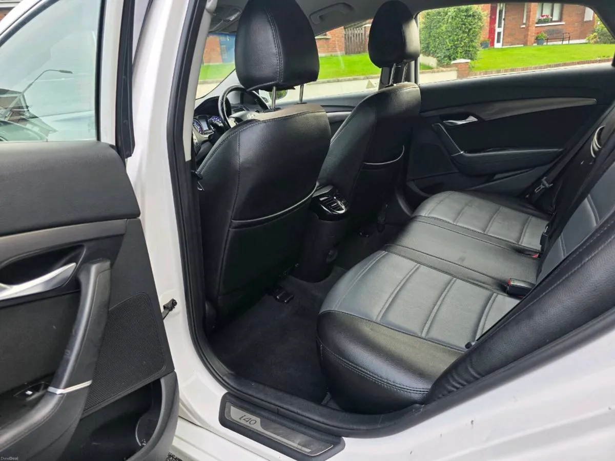 141 HYUNDAI I40 1.7 DIESEL WHITE - Image 6