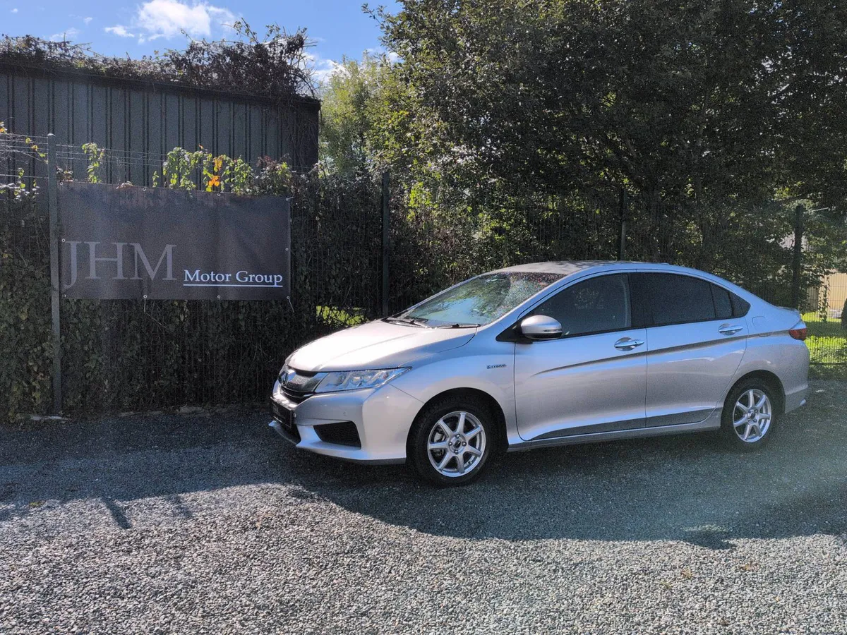 2015 Honda Grace Hybrid *NEW NCT* LOW KMS - Image 4
