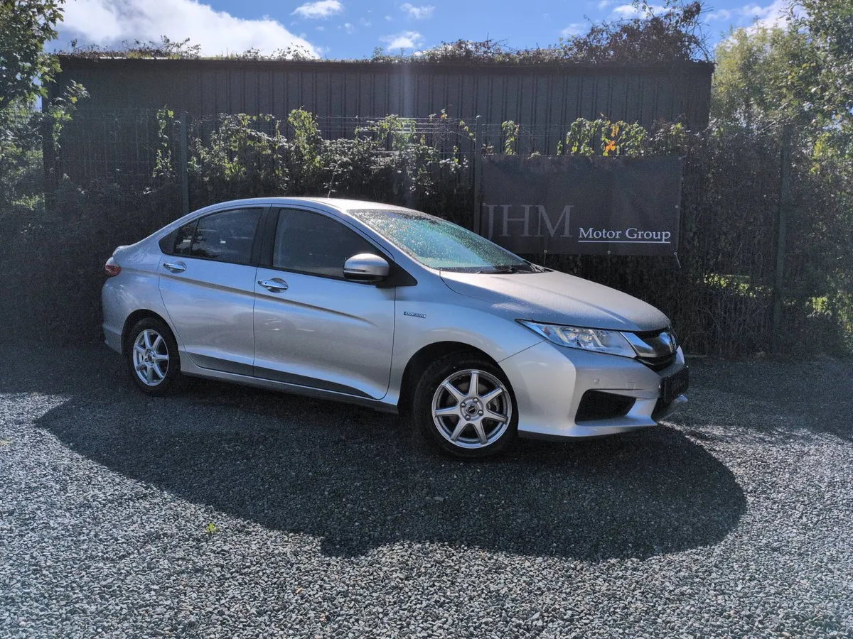 2015 Honda Grace Hybrid *NEW NCT* LOW KMS - Image 1