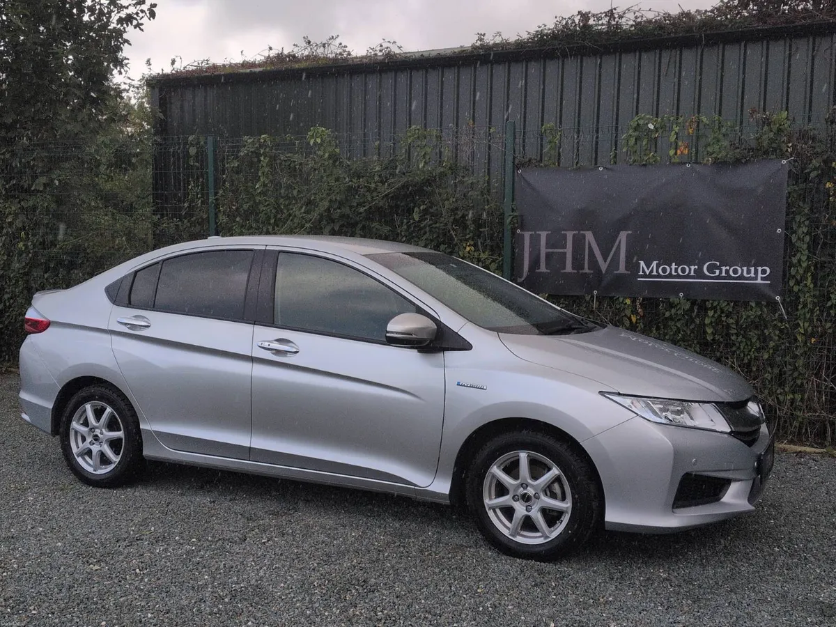 2015 Honda Grace Hybrid *NEW NCT* LOW KMS - Image 6