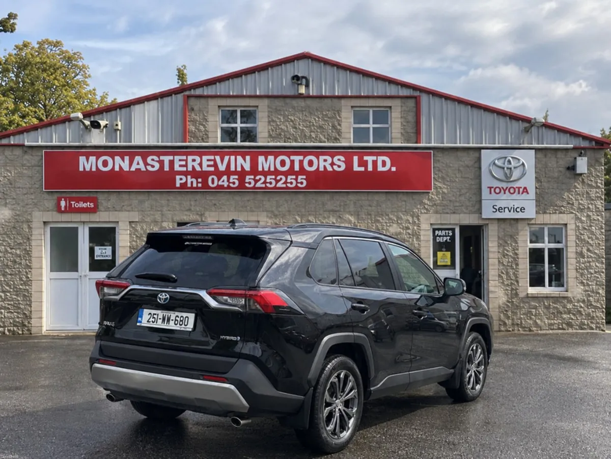 Image 2 of 19