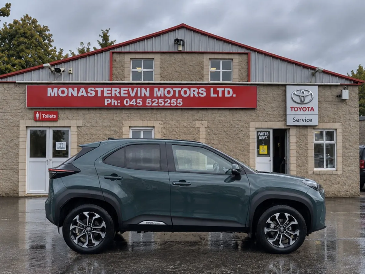Toyota Yaris Cross *ORIGINAL IRISH CAR*  LUNA SPOR - Image 3