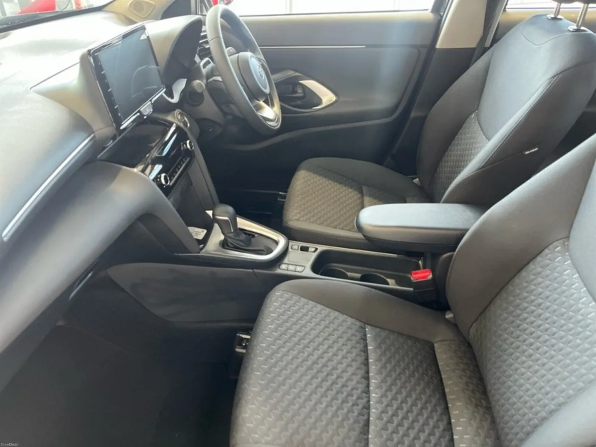 Toyota Yaris Cross LUNA 4DR AUTO - Image 6