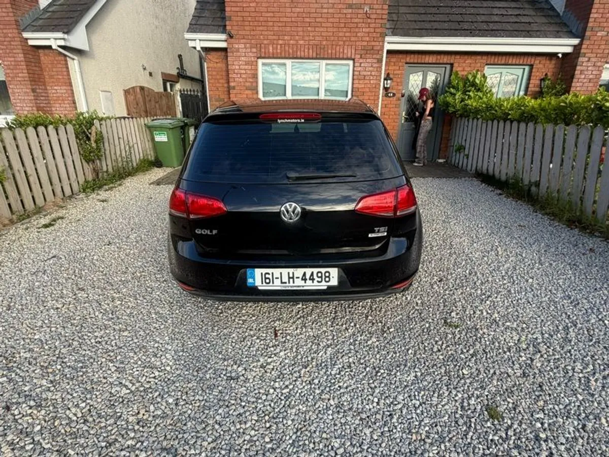 2016 Volkswagen Golf - Image 4
