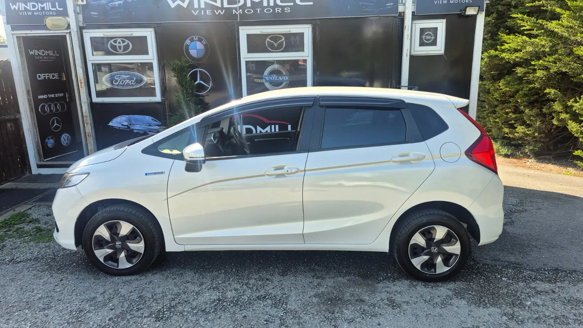 Honda Fit 1.5 Comfort eHEV - Image 5
