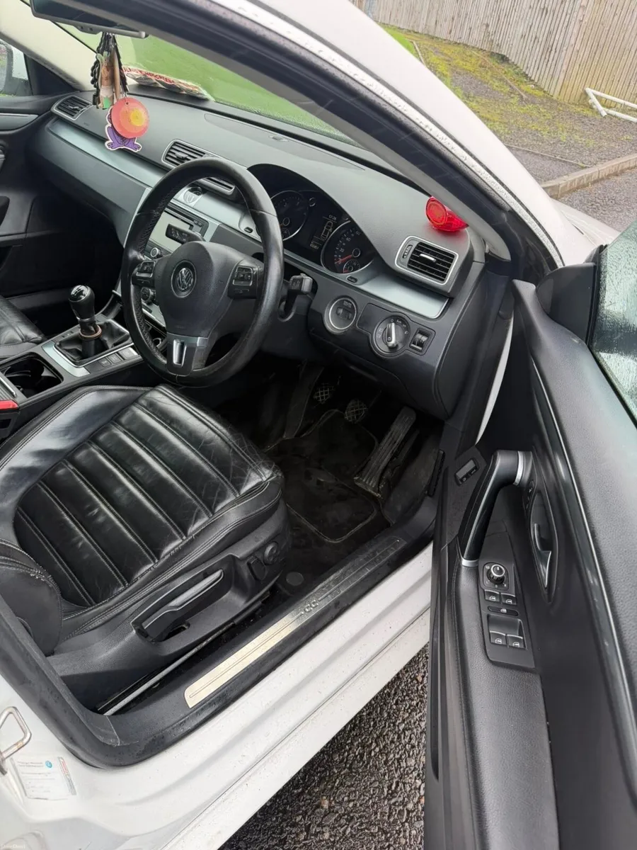 Volkswagen CC 2012 - Image 6